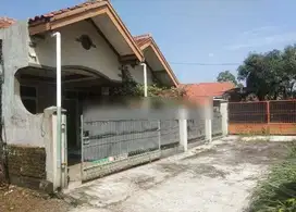 Rumah terawat di segar atas ujung berung bandung