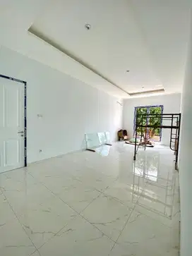 Rumah Mewah Imperial Golf Pakuwon Indah Minimalis Siap Huni