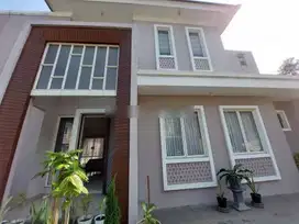 Dijual Rumah Suvarna Sutera cluster Chiara 4+1 Kamar tidur