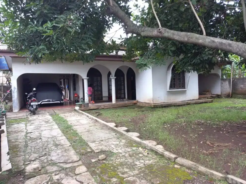 Rumah Bangunan Lama Di Jagakarsa Jakarta Selatan