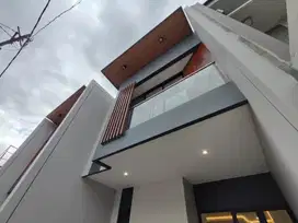 New Gress Minimalis Mulyosari Utara Siap Huni, Lokasi Strategis