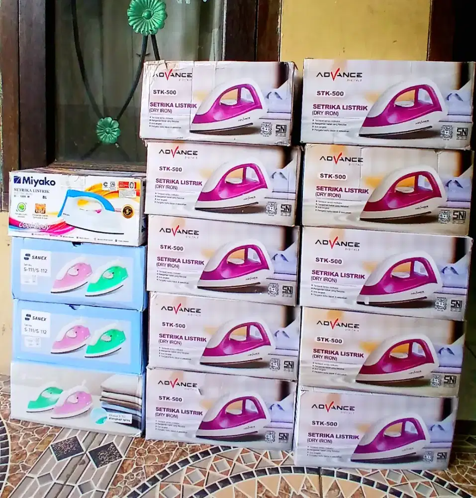 Setrika listrik advance dan sanex