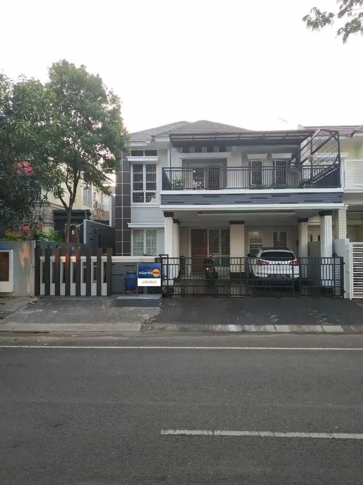 JUAL CEPAT  RUMAH 2LT BOUELVARD  KOTA WISATA CIBUBUR (Rapih - Siap Hun
