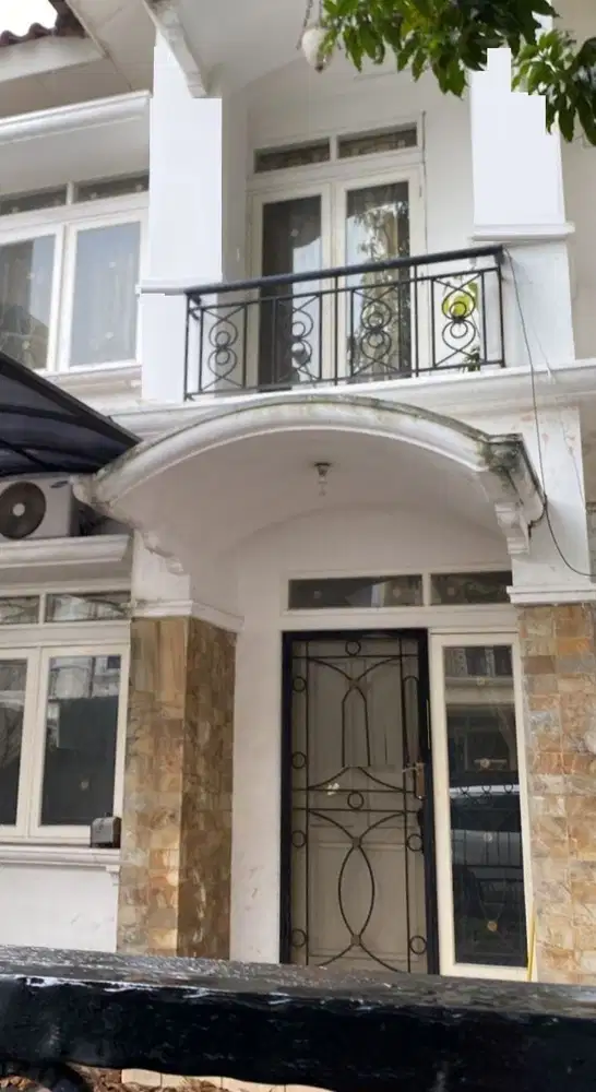 Rumah di gading nirwana siap huni luas 6x17 type 3KT Kelapa Gading Jak