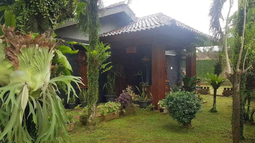 Di jual cepat rumah secondary lokasi di cikeas