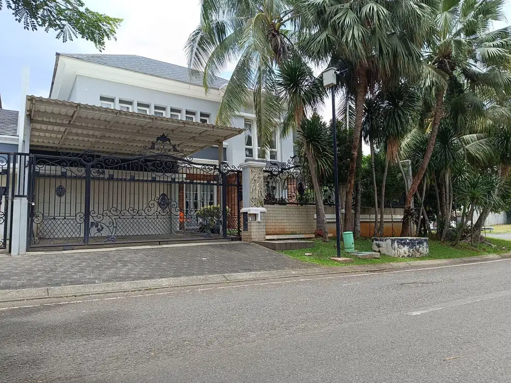 Jual Rumah 2 Lantai  di Boulevard Kota Wisata Cibubur