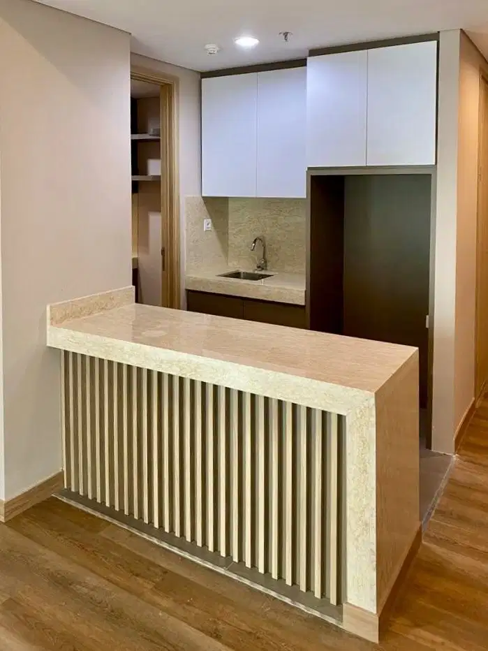 Disewakan Apt Holland Village 1 109m2 Strategis High Rise