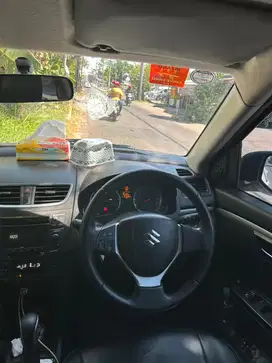 Suzuki Swift 2014 Bensin