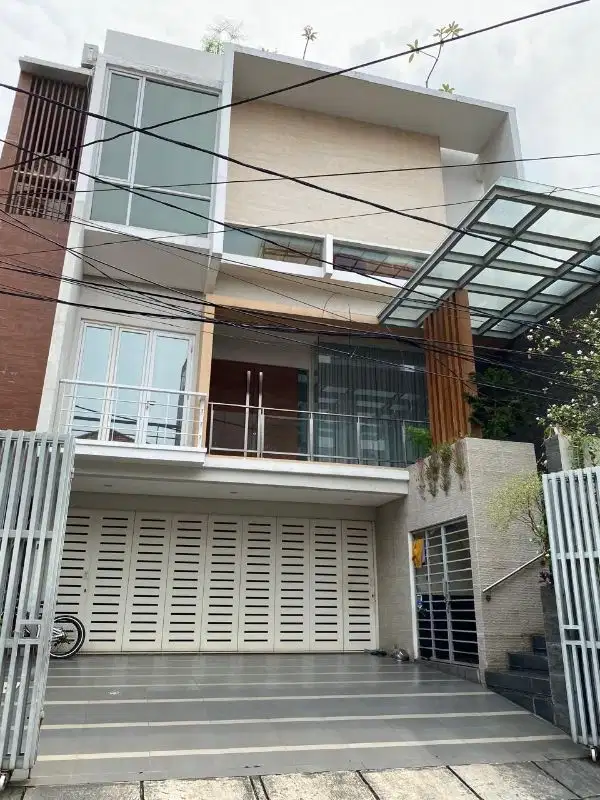 Dijual Rumah bagus di Kelapa Gading
