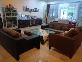 Murah banget Rumah Graha Family Luas 225m2 3Man