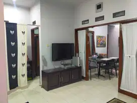 Rumah cluster Setraduta Bandung Utara dekat Tol Pasteur