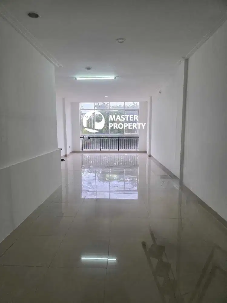 Disewakan Ruko Golf Island, 4,5x15, 4 lantai, Siap Pakai