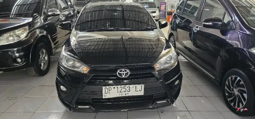 Yaris  manual  TRD
