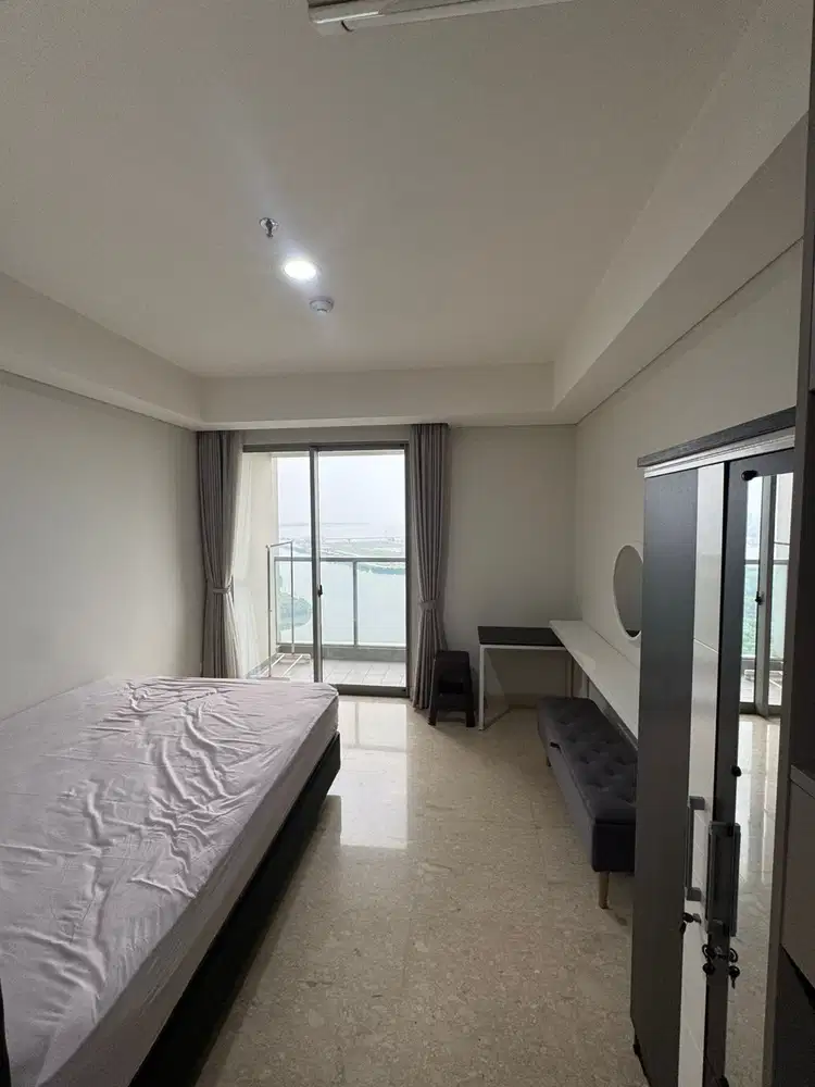 Disewa Apartemen Gold Coast Pik Studio furnished Sea view