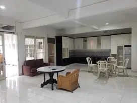 Dijual Cepat Rumah Besar Di Lembah Sukaresmi Sukajadi