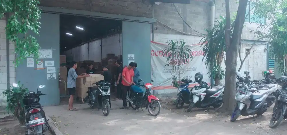 Dijual Gudang turun harga LT 3,5 H Karang Tengah Bekasi Timur