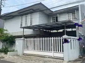 Rumah 2 Lantai Siap Huni Tebet Timur Jakarta Selatan