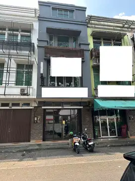 Dijual Ruko di Boulevard BSD, Tangerang Selatan