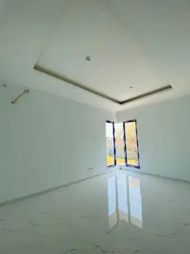 Siap Huni Rumah 2 Lantai Bangunan Baru Imperal Golf Regency