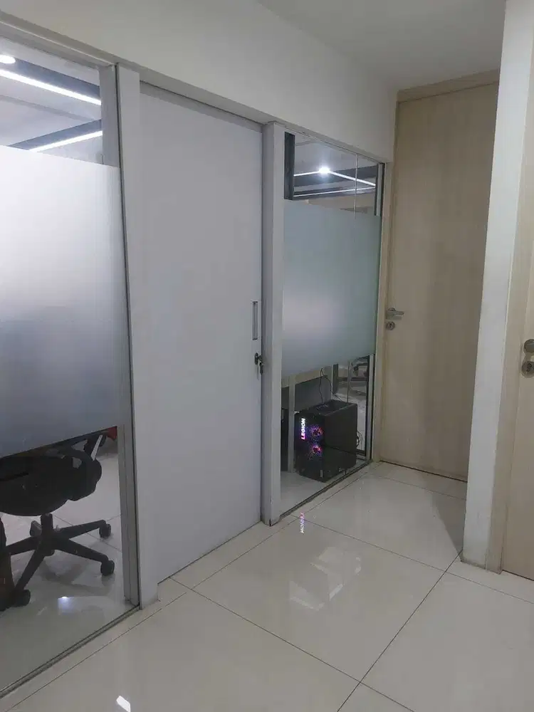Disewakan gudang di bizpark green sedayu cakung  jaktim