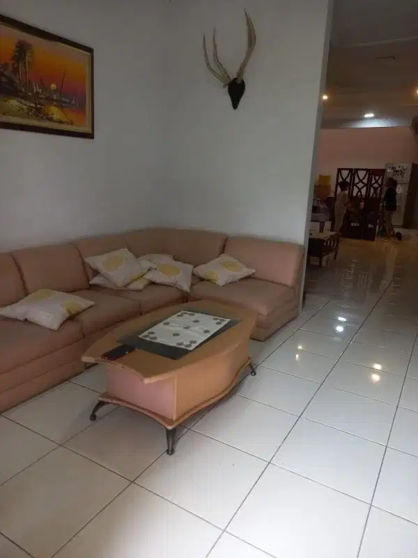 Dijual Rumah  Taman Kebon Jeruk Intercon