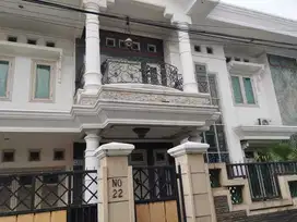 Dijual Rumah 2 Lantai Bebas Banjir Di area Kebon Jeruk