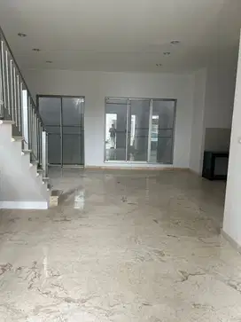 Rumah Harmony Golf 8x15 Golf Island PIK Unfurnished