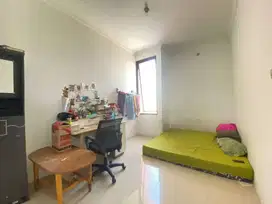Dijual rumah 2 lantai bagus di Talaga Bestari Tangerang