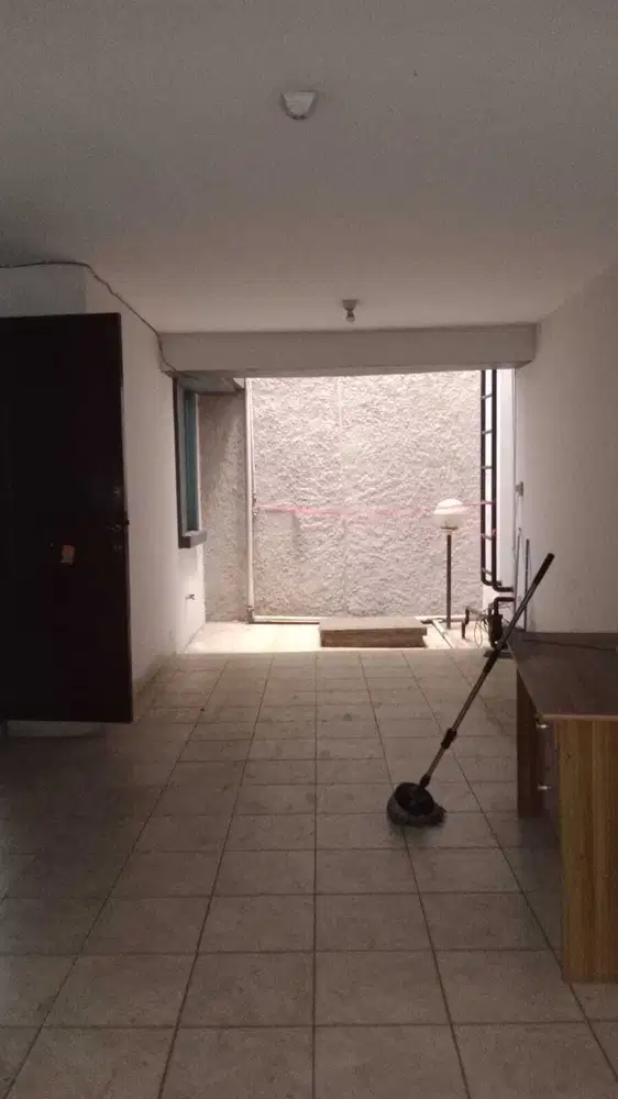 Dijual Rumah 3 Lantai Di Bukit Gading Mediterania Jakarta Utara