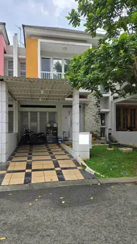 Rumah Rapi siap huni di Cluster Palm Summarecon Bekasi