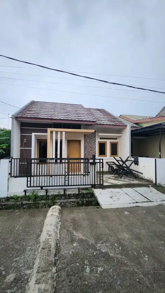 Dijual Rumah Hook di Jl. Kavling Melati 3 Perwira Bekasi Utara