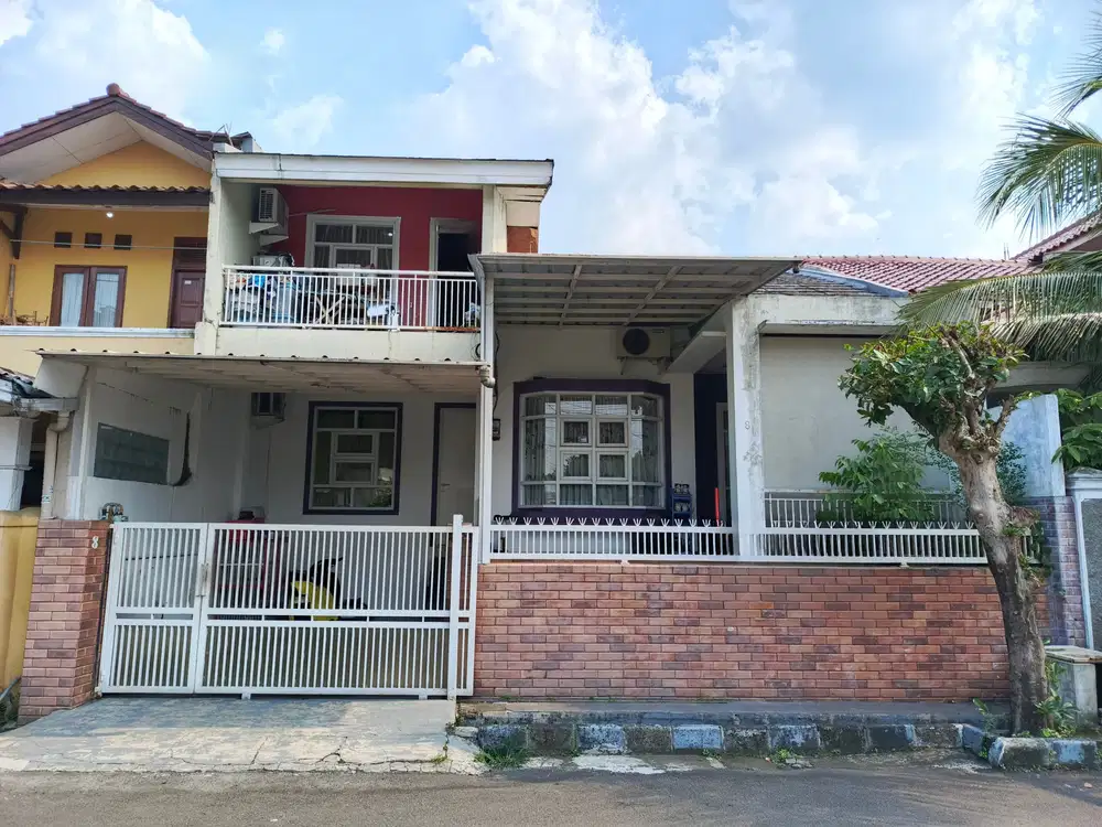 Rumah Cantik Dominasi Ungu Selangkah dari Pandu Raya