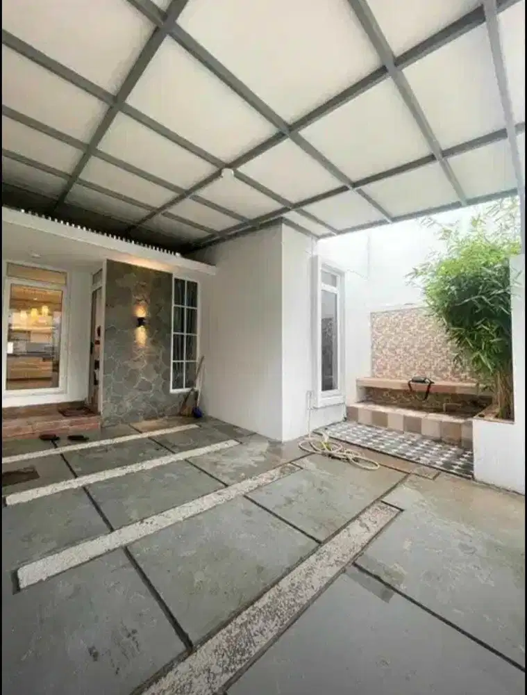 Jual Rumah Bukit Golf Semi Furnished