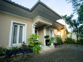 JUAL RUMAH MEWAH 1 LANTAI SIAP HUNI KEMANG DALAM JAKARTA SELATAN
