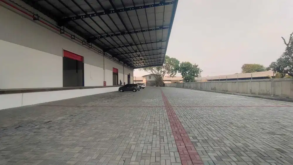 Gudang Siap Guna Sudah Ada Loading Dock di Cikarang Utara