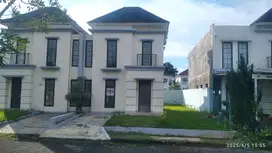 Dijual rumah di Grand Kawanua Kairagi Cluster Casa de Viola, Valencia