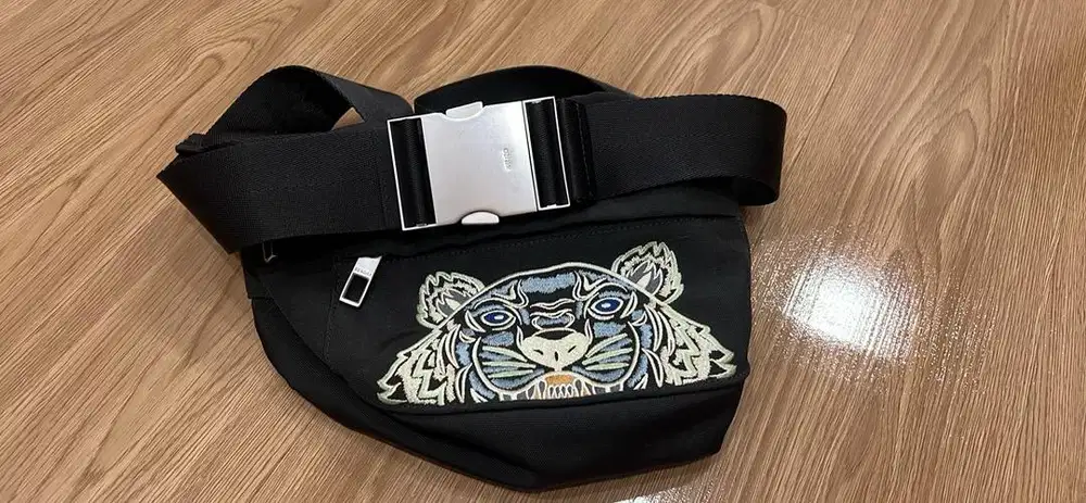 Tas sling bag kenzo original