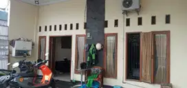 Dijual Rumah 2 Lantai Nyaman di Serpong, Tangerang Selatan