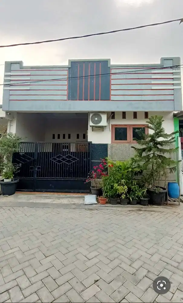 Rumah Hadap timur dengan suasana nyaman dan asri