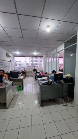 Ruko Gandeng 2 Kapuk raya akses kontainer