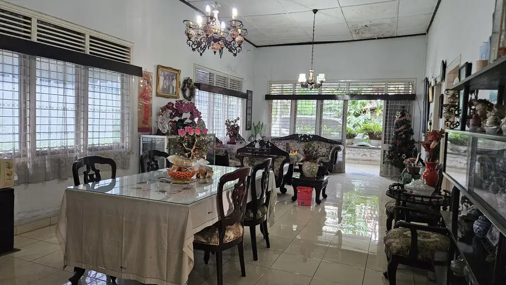 Dijual Rumah Tua Lokasi Strategis di Cipinang, Jakarta Timur