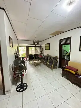 Dijual Rumah Semi Fernish Di Rawamangun Jakarta Timur