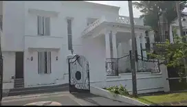 Dijual Rumah Mewah 2 Lantai dalam Cluster di BNR