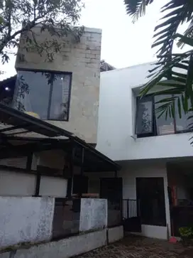 Dijual Rumah Hook area Cikini LT 805 mtr Cikini Jakarta Pusat