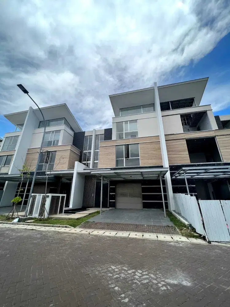 Rumah Mewah Golf Island, Chopin 10x35, View Golf, Lift dan Pool
