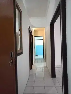 RUMAH KOST SARIJADI 11 KAMAR MASUK MOTOR