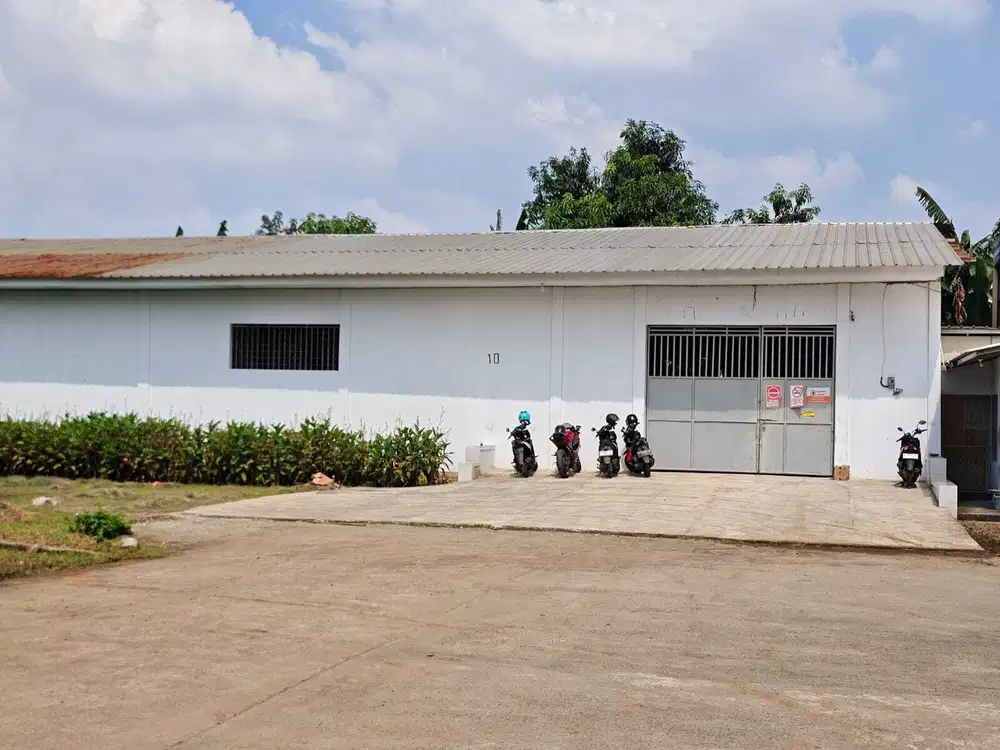 Gudang + Kantor  + Mess Bagus di Penggilingan ,Jakarta Timur