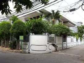 Dijual rumah sunter garden harga njop