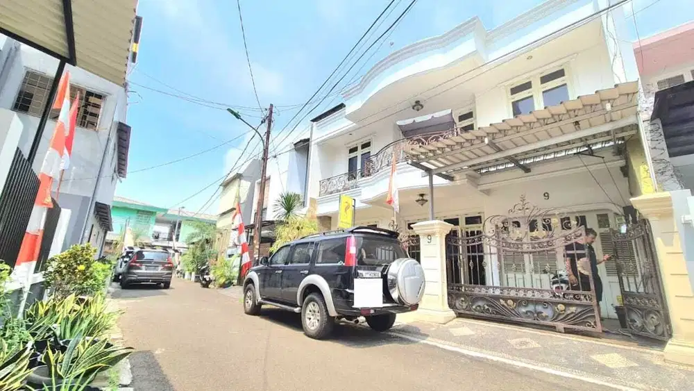 Dijual Rumah Strategis Nyaman di Rawamangun, Jakarta Timur