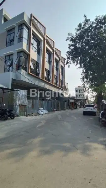 RUKO KOMERSIL TAMAN RATU